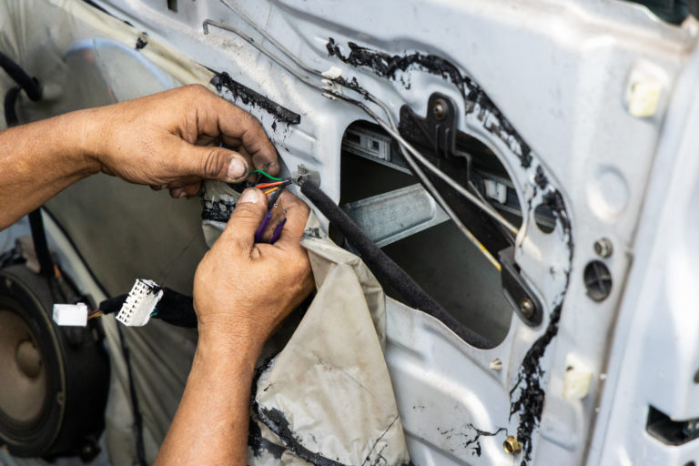 fixing switches wire scaled access anytime: 24/7 car and door unlocking services in winter springs, fl